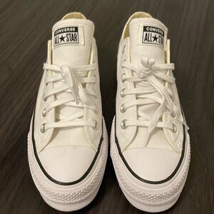 White Chuck Taylor All Star Lift Platform - Size 7.5
